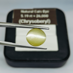 Natural_Cats_eye_oval_mixed_Cut_5.19ratti_Yellow_Transparent_Chrysoberyl (1)